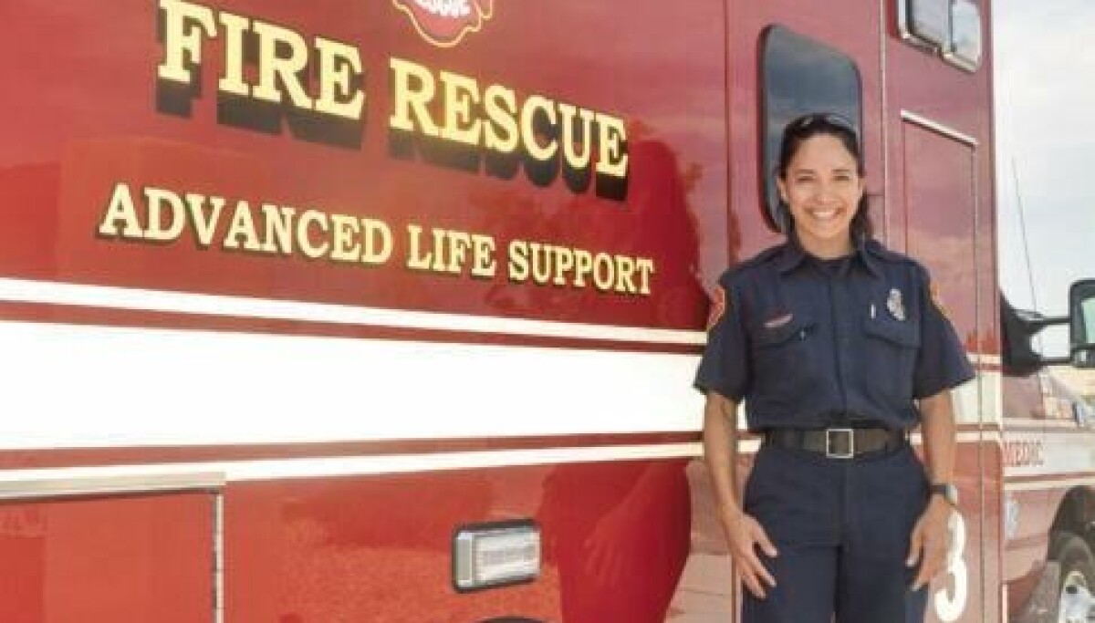 April Reed Firefighter Firefighter beats powerlifting world record | Features | rrobserver.com